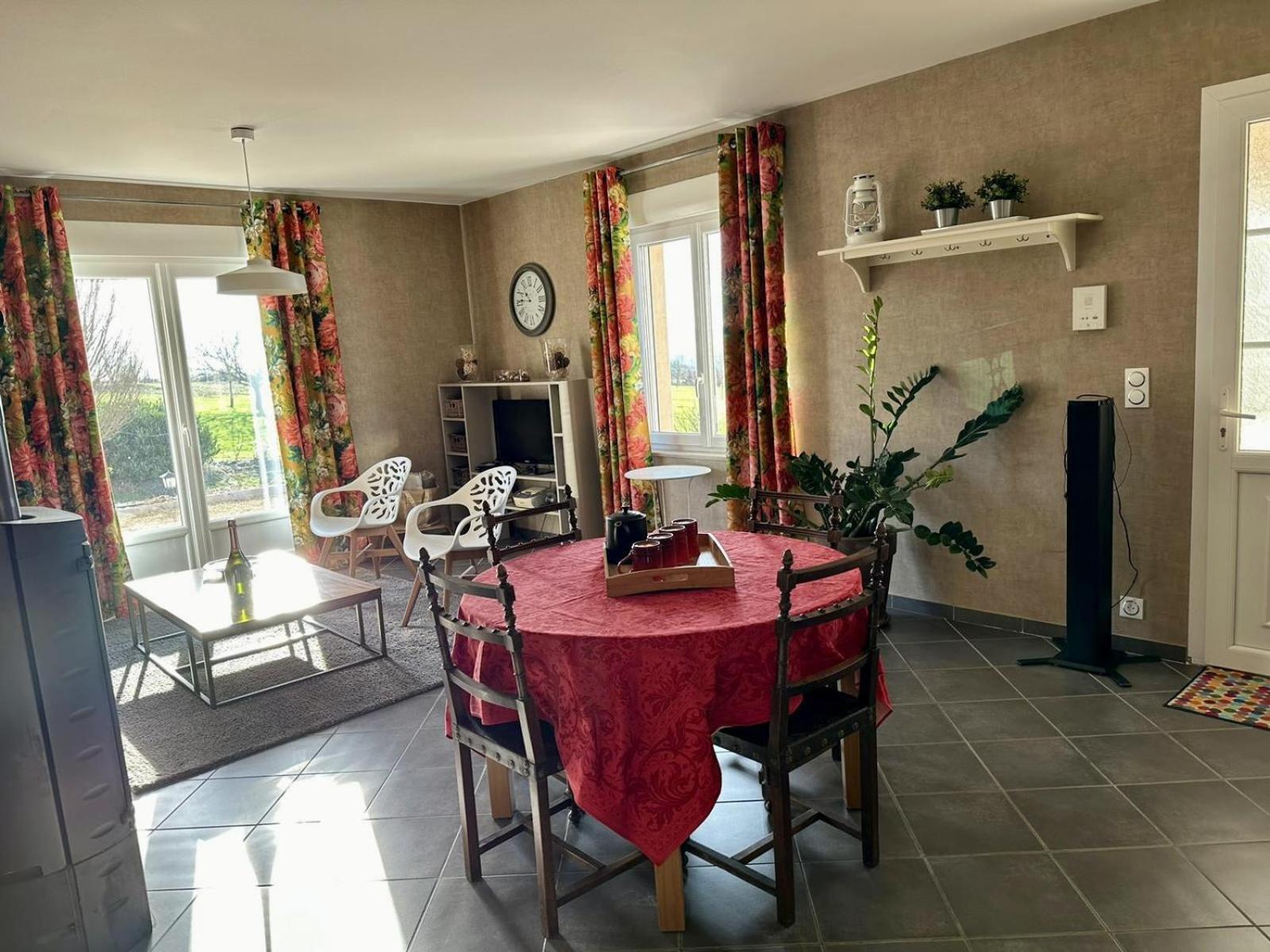Le Charme Villa Cernay-les-Reims Eksteriør bilde