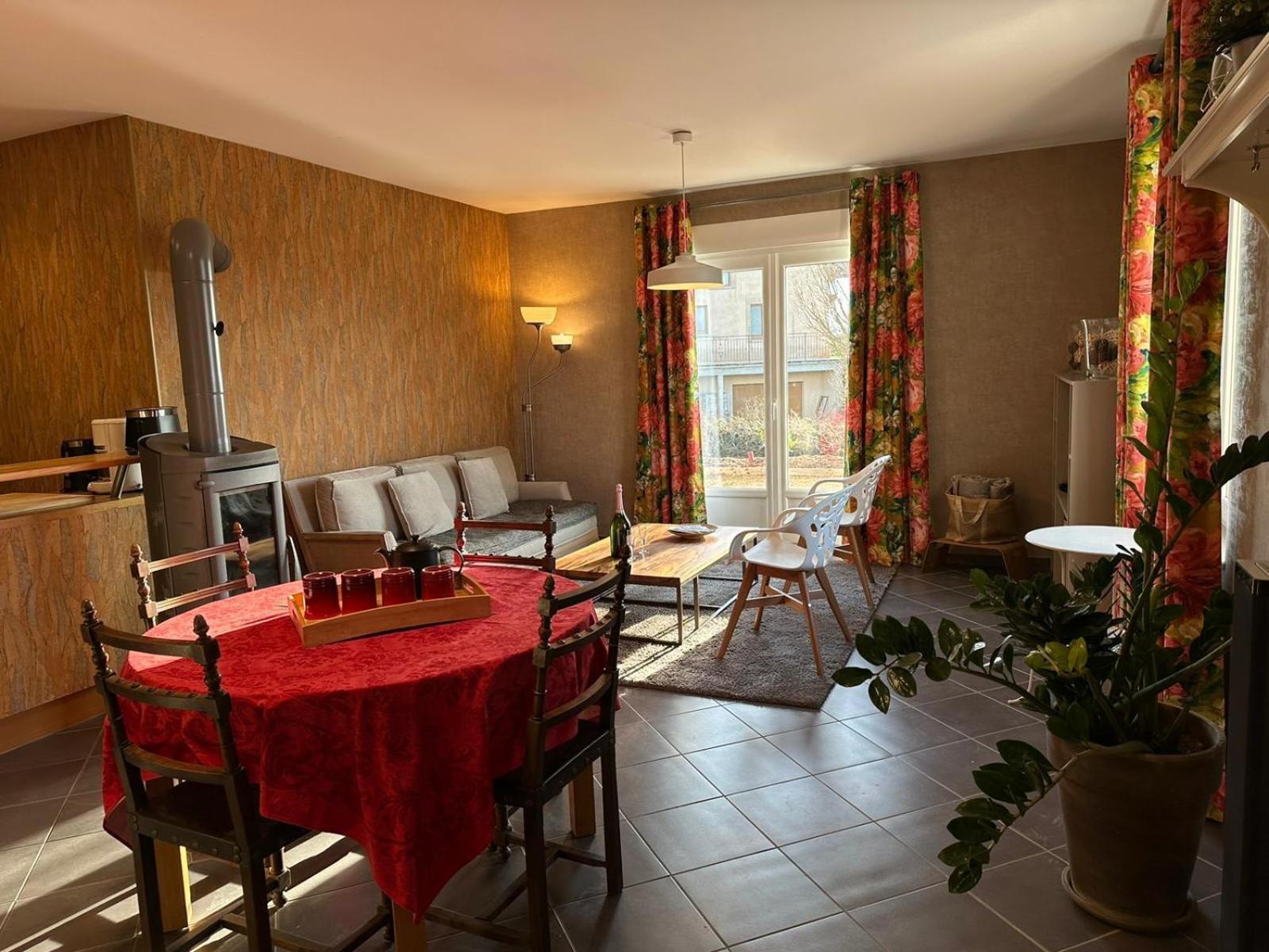 Le Charme Villa Cernay-les-Reims Eksteriør bilde